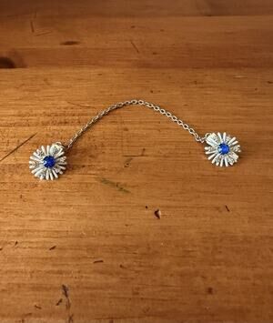 Vintage Sweater Guard Clip White Enamel Daisy Blue Rhinestone Gold Chain Retro